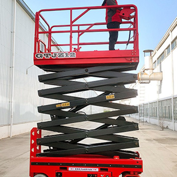 泰宁自行走升降机